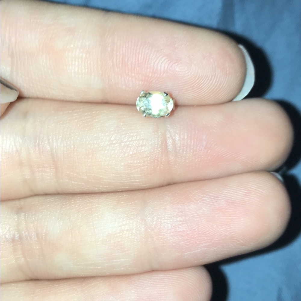 Yellow diamonds